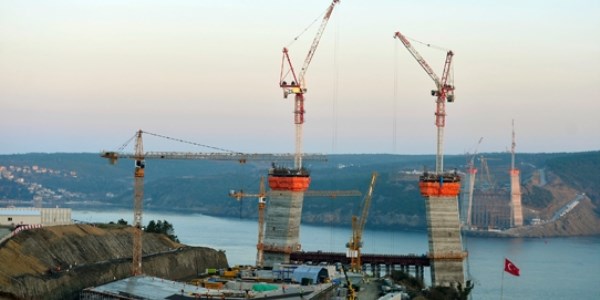 3. k�pr� ba�lant� yollar�nda in�aat durdu