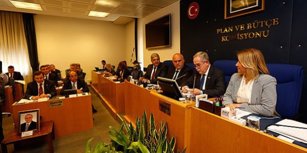 Komisyonda memurların iş güvencesi tartışması