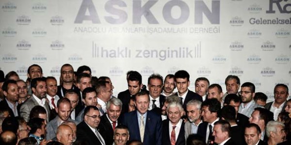 Erdoğan: Cumhurbaşkanı siyasetin dışında olmaz