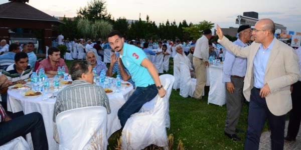Şimşek'ten, İngilizce öğretmenlerine sitem