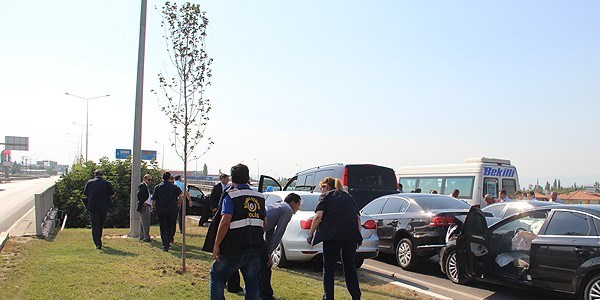 Erdoğan'ın konvoyunda zincirleme kaza