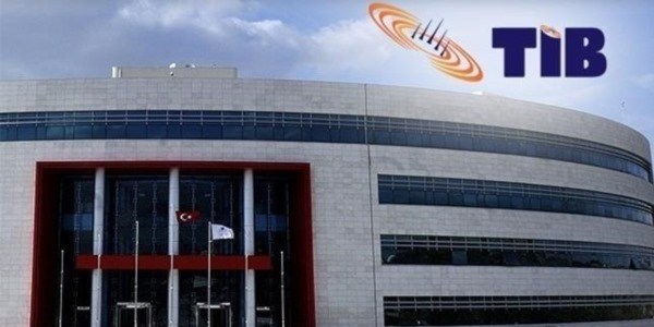 TİB'de 3 görevli açığa alındı