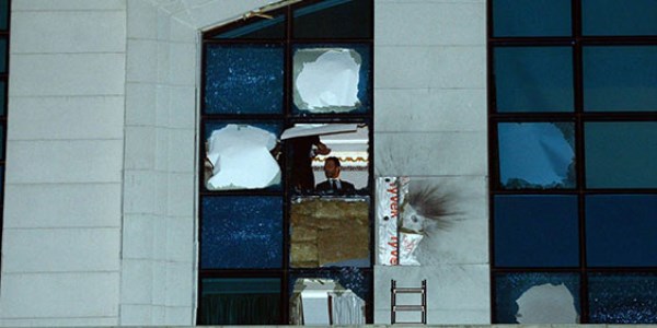 Adalet Bakanl���'n� bombalayanlar Yunanistan'da yakaland�!