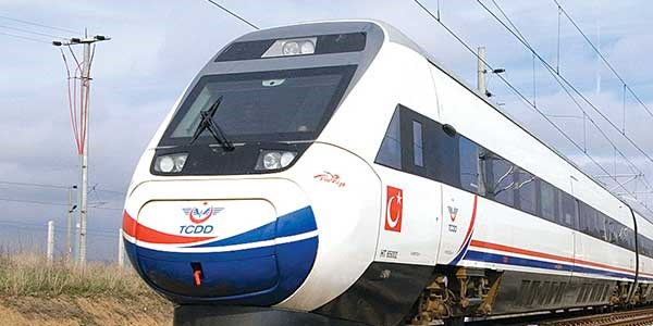 Hızlı tren için üç ayrı tören