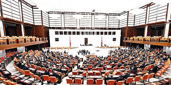 Torba yasa tartışması bitmedi