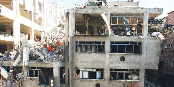 Belediye Başkanına beraat, müdürlere indirim