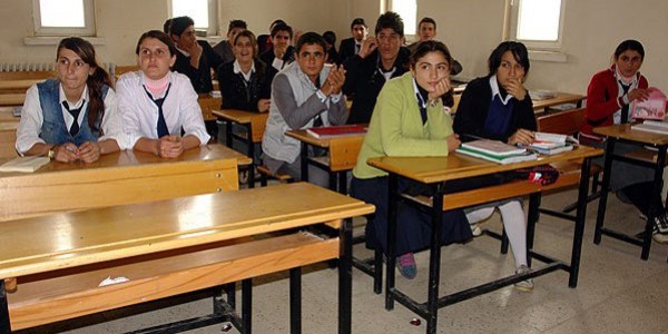 8 milyon ��renci ba��ml�l�k e�itimi alacak