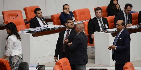 Taşeron temizlik işçisi, güvenlikte çalıştırılamayacak