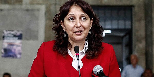 Tarihi kuruma 'ilk kadın' başkan