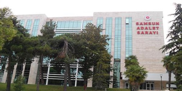 Adliyeye mermiyle girmek isteyen kadın gözaltına alındı