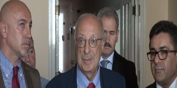 4 eski Bakanla ilgili komisyon toplanamad�