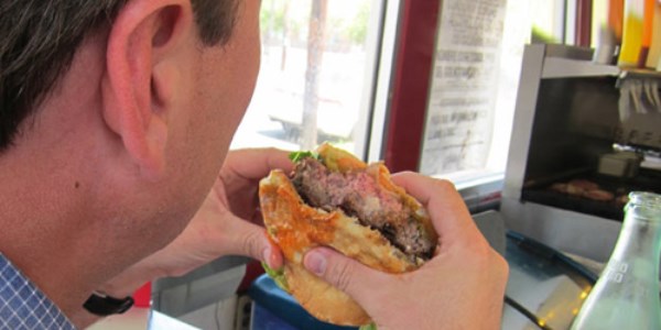 Fast Food, kanser riskini arttırıyor