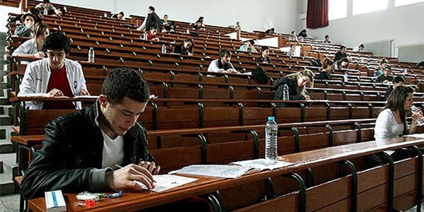 Öğretmen adaylarının alan sınavı yapıldı