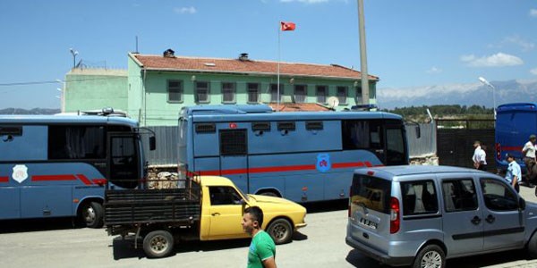 ��rnak'ta cezaevinden firar giri�imi