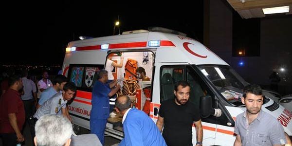 Lice'de tanker patladı: 20'si ağır, 70 yaralı