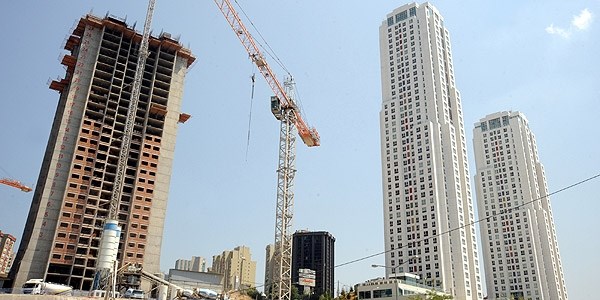 �n�aat maliyetleri artt�