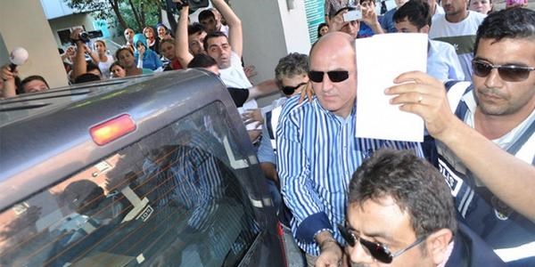 Ali Fuat Yılmazer gözaltına alındı