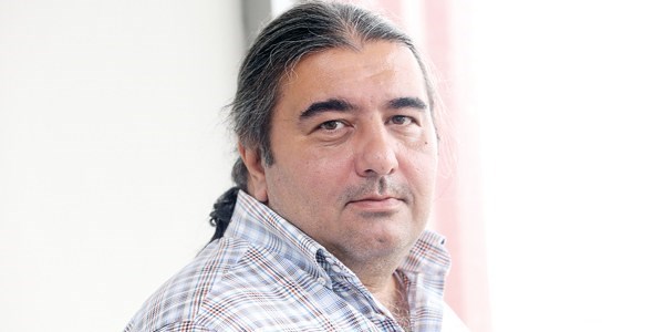 Gazeteci dinlenme �yk�s�n� yazd�