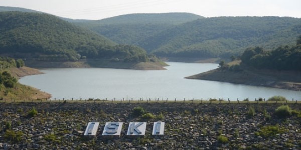 �stanbul suyunun d�rtte biri buharla��yor