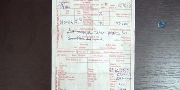Otomobil sürücüsüne kask takmama cezası