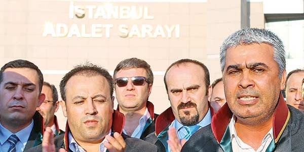 Avukatların sorgu oyunu
