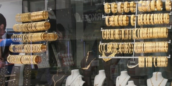 D���nler artt�, alt�n sat��lar� d��t�