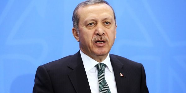 Başbakan'dan İhsanoğlu'na İstiklal Marşı tepkisi