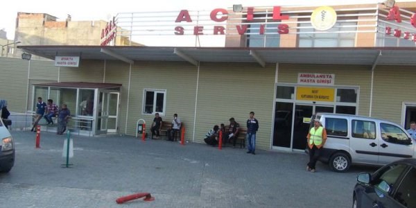 Demirtaş'ın konvoyuna tüfekli saldırı: 3 yaralı