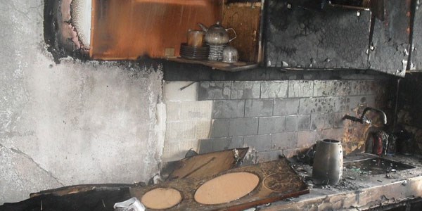 Cami lojmanında yangın