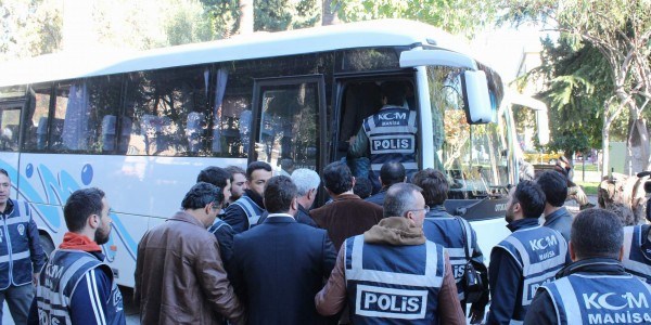 2. paralel operasyon: 4 polis tutuklandı