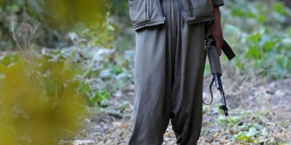 Hakkari'de 1 PKK'lı teslim oldu