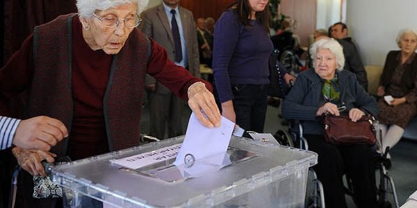 Engelli ve yaşlılar için huzurevinde sandık kurulacak