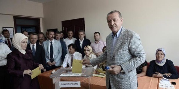 Ba�bakan Erdo�an oyunu kulland�