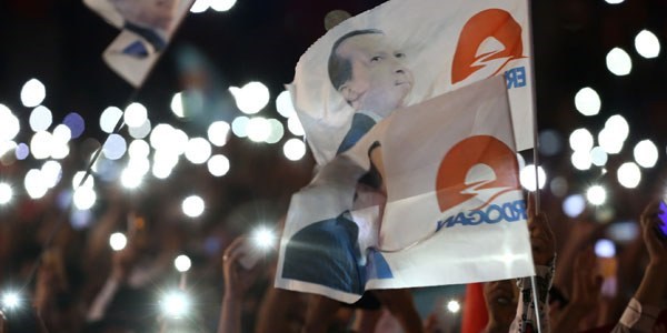 AK Parti'de veda resepsiyonu