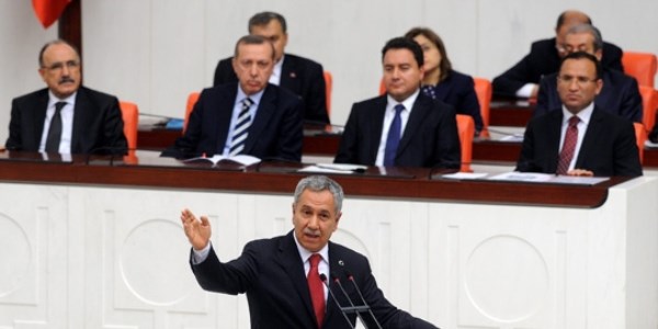 3 dönemlikler kabine dışı kalabilir
