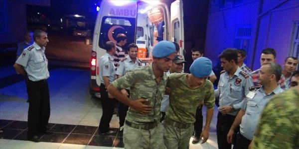 Çadır kentte kavga: 7'si asker 13 yaralı