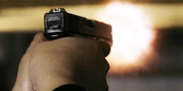 Liseli öğrencisi, polis babasının tabancasıyla intihar etti