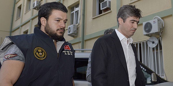 Paralel yap� soru�turmas�nda aranan ��pheli kalmad�