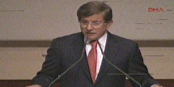 Yeni Başbakan Davutoğlu'nun ilk sözleri