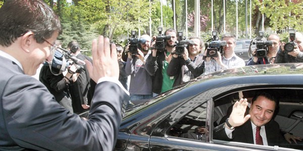 Ekonomi bakanlarıyla yola devam