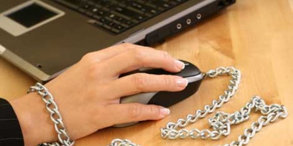 Dikkat eksikli�i internet ba��ml�l���na yatk�nl��� art�r�yor