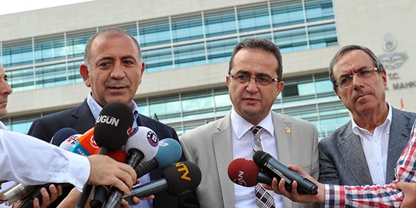CHP, Başbakan Erdoğan'ı AYM'ye taşıdı