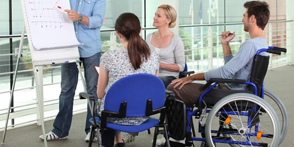 ��ini kurmak isteyen engelliye 36 bin lira hibe