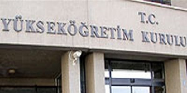 Müdürlerin hatasını YÖK engelledi