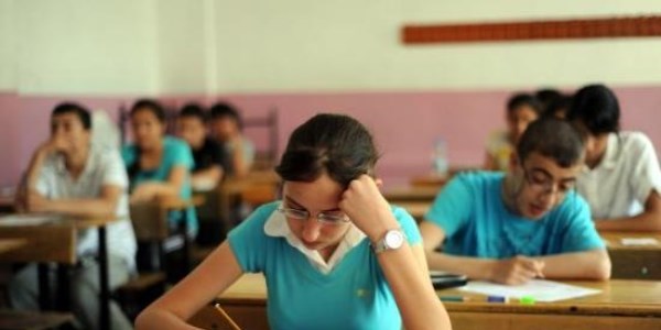 Liselere nakilde dilek�e ya�muru