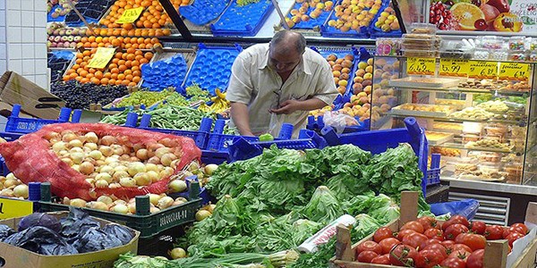 T�ketici G�ven Endeksi azald�