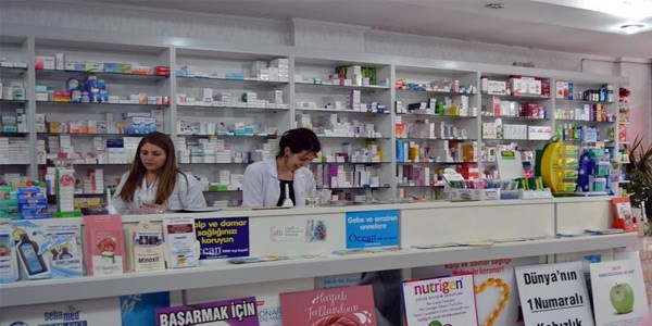 Eczacılar büyük illeri tercih etti