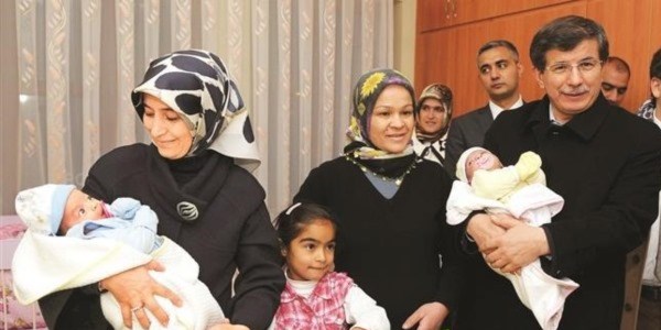 Sare Davutoğlu, anne acısıyla doktorluğu seçti