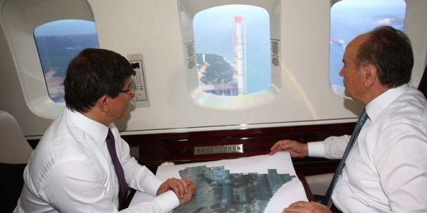 Davutoğlu İstanbul'u havadan denetledi