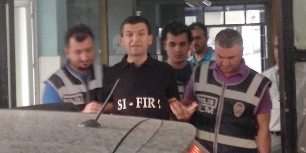 14'ü rütbeli 33 polis hakkında gözaltı kararı